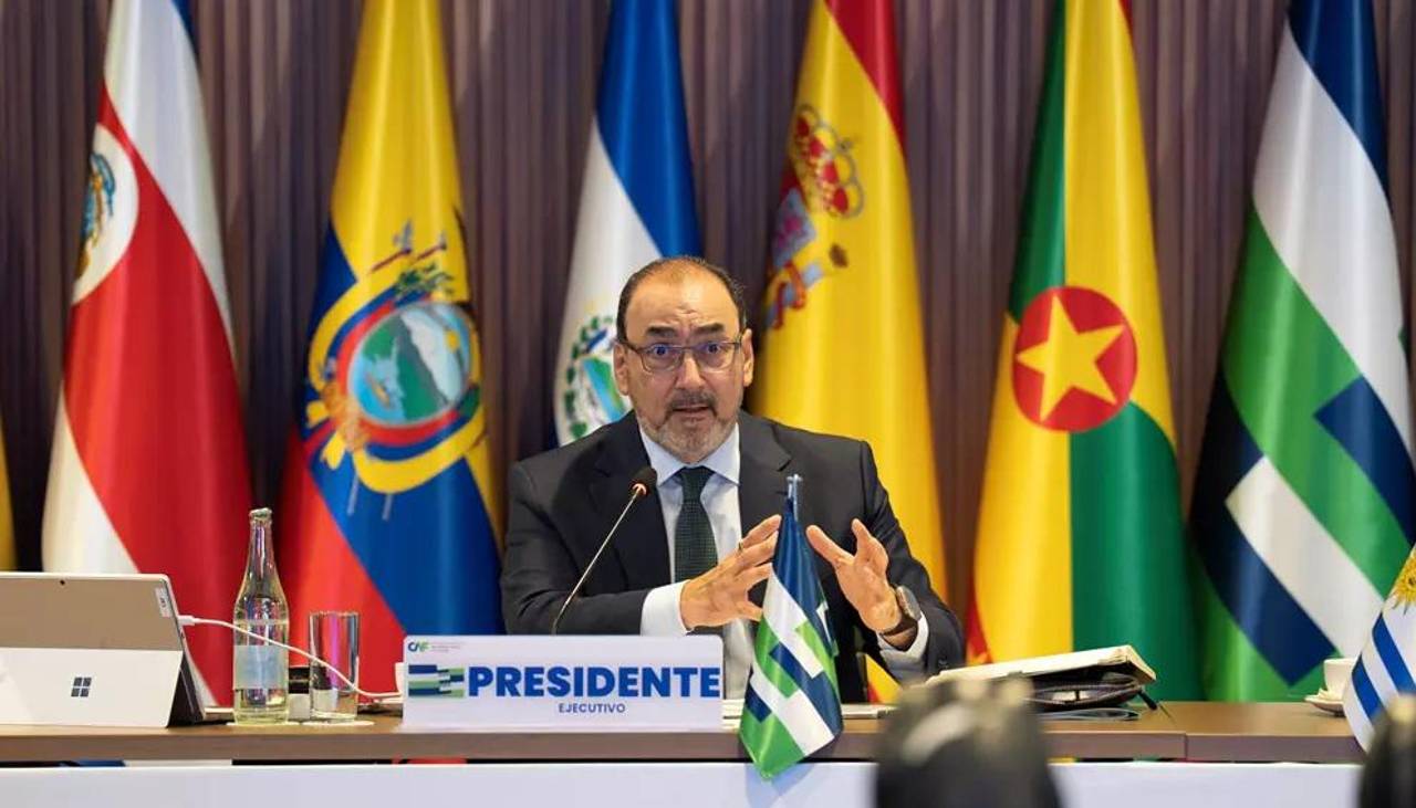 CAF aprobó $us 224 millones para reactivar obras viales que apuntan a beneficiar a siete regiones
