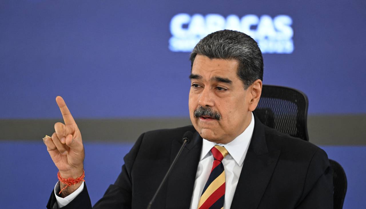 Maduro dice que ocho barcos de EEUU con 1.200 misiles “apuntan hacia Venezuela”