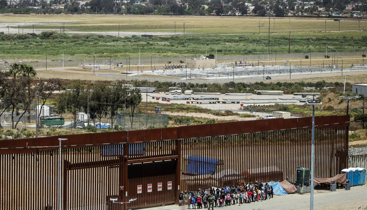 Biden entregará a Trump la frontera con México con drástica baja de detención de migrantes