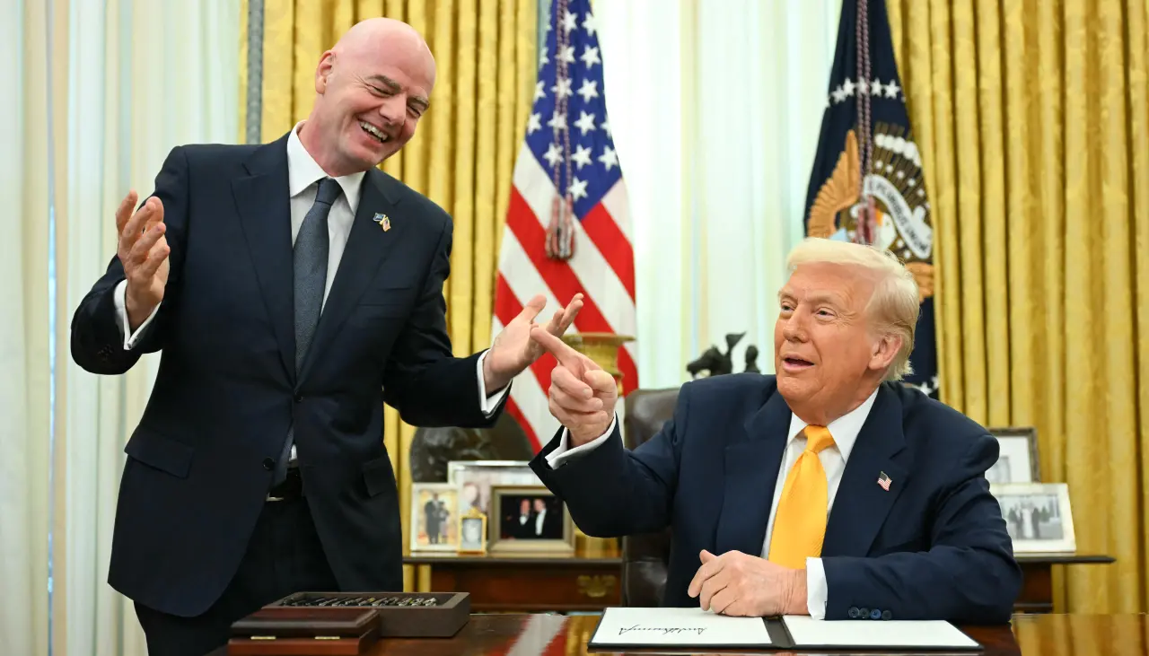 Infantino le dice a Trump que EEUU puede ganar el Mundial de 2026