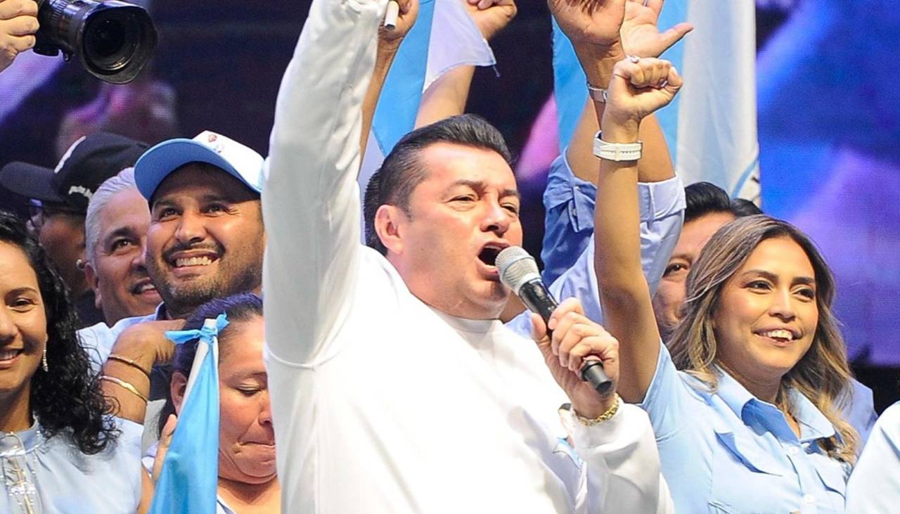 “Hoy triunfó la democracia”: Jhonny Fernández felicita a Paz tras su victoria en las elecciones