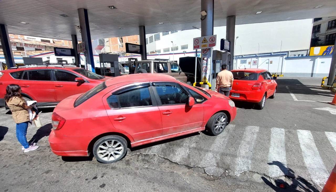 Surtidores privados denuncian “discriminación” y rechazan el plan de la ANH sobre distribución de combustible