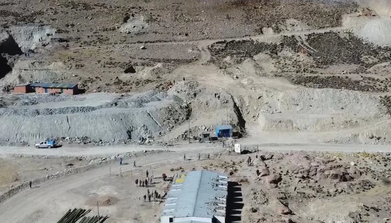 Denuncian avasallamiento en una mina de Potosí