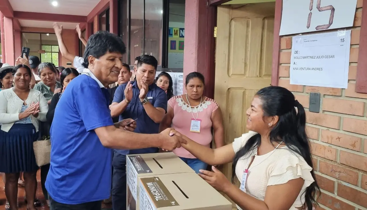 Ante inhabilitaciones de candidatos, Evo cree que los vocales del TSE y los TED debe ser enjuiciados por “prevaricato”