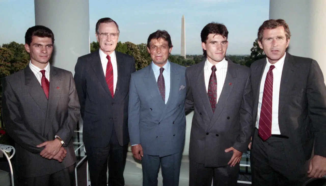 Salen a la luz fotos inéditas de un encuentro entre Jaime Paz y George H.W. Bush