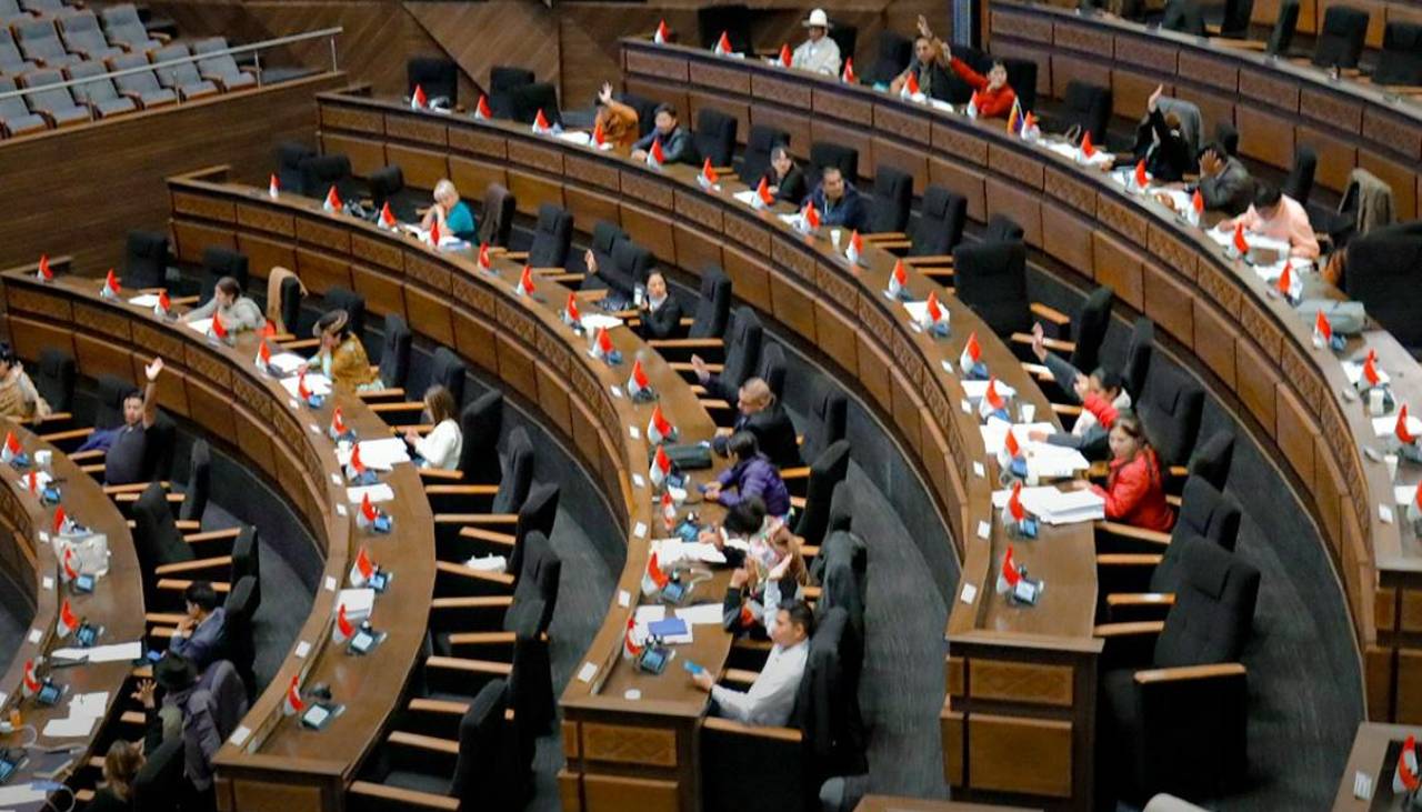 Diputados aprueban crédito de 34 millones de euros para el “programa de energía renovable” y lo remiten al Senado