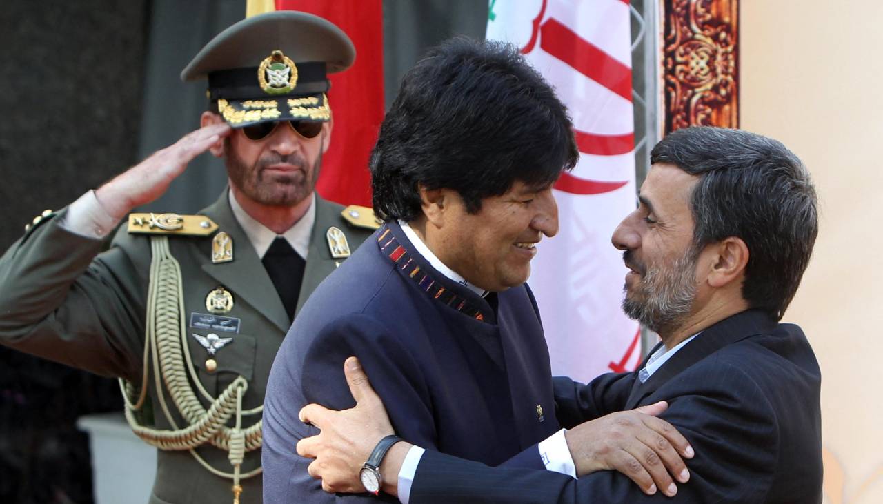 Medios reportan muerte de expresidente iraní Ahmadinejad, quien firmó acuerdos con Evo Morales