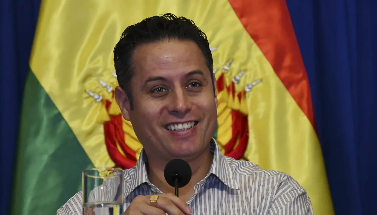 Lara dice que el presidente no está cumpliendo sus promesas de campaña