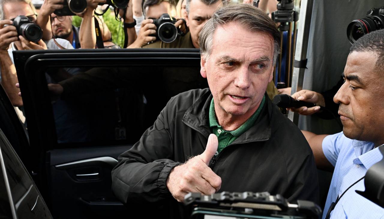 Bolsonaro recibe el alta tras dos semanas hospitalizado y pasa a prisión domiciliaria