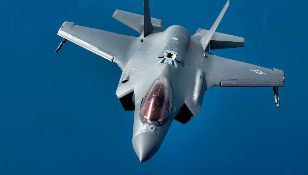 Venezuela denuncia “acoso militar” de aviones de EEUU cerca de sus costas en el Caribe