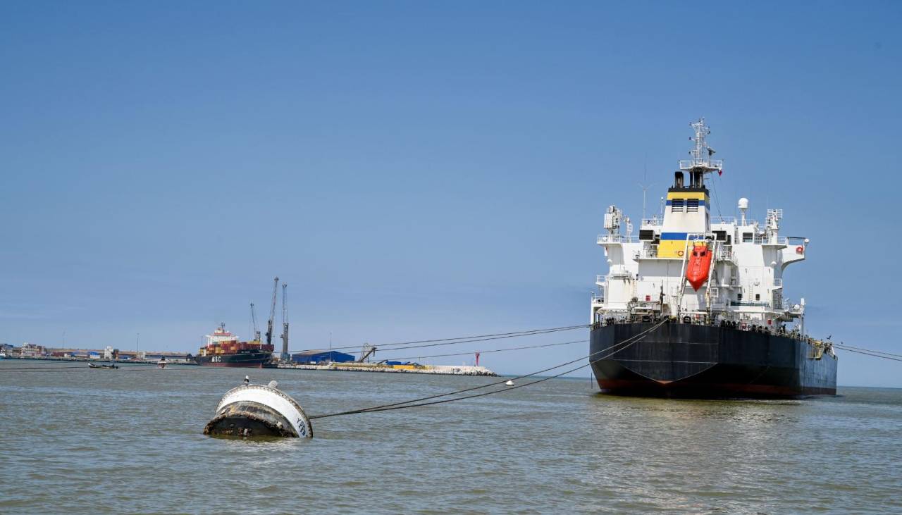 48 millones de litros de diésel que descarga YPFB en Arica equivalen a seis días de la programación de julio