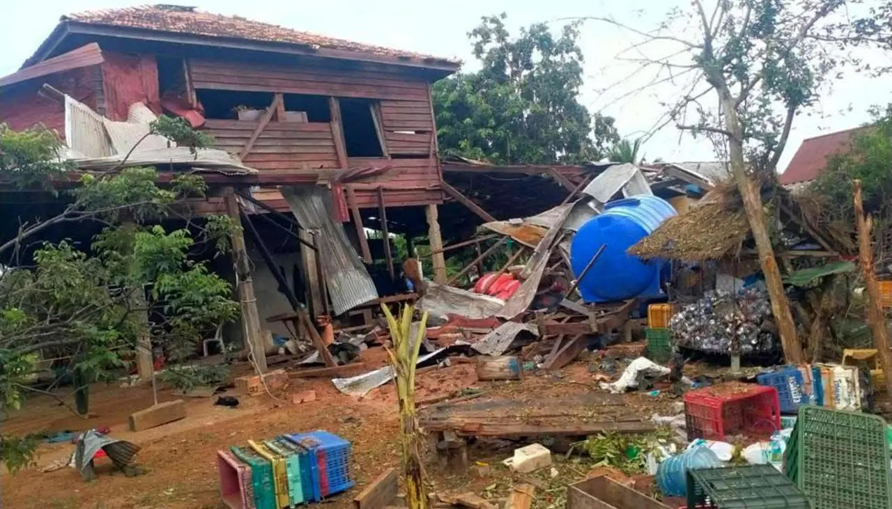 Continúan los combates entre Camboya y Tailandia, pese a mediación de EEUU para un alto al fuego