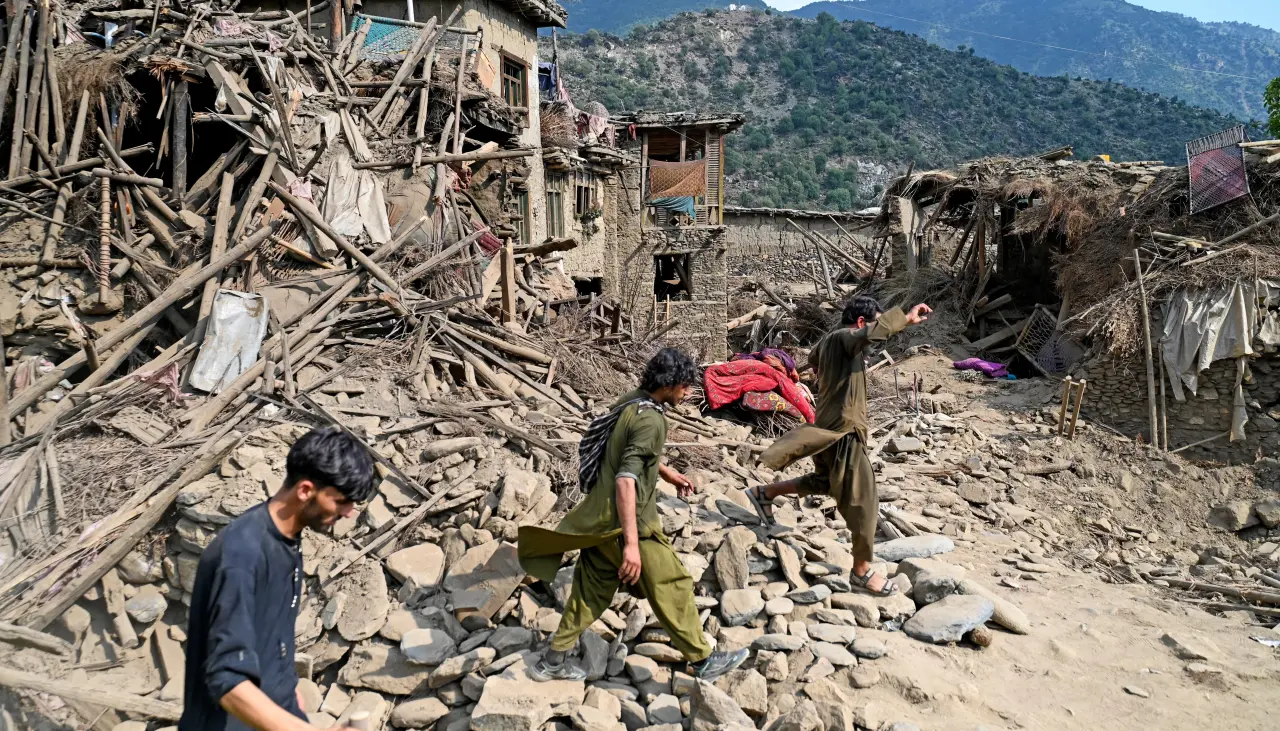 La cifra de muertos por el terremoto en Afganistán ya supera los 1.400