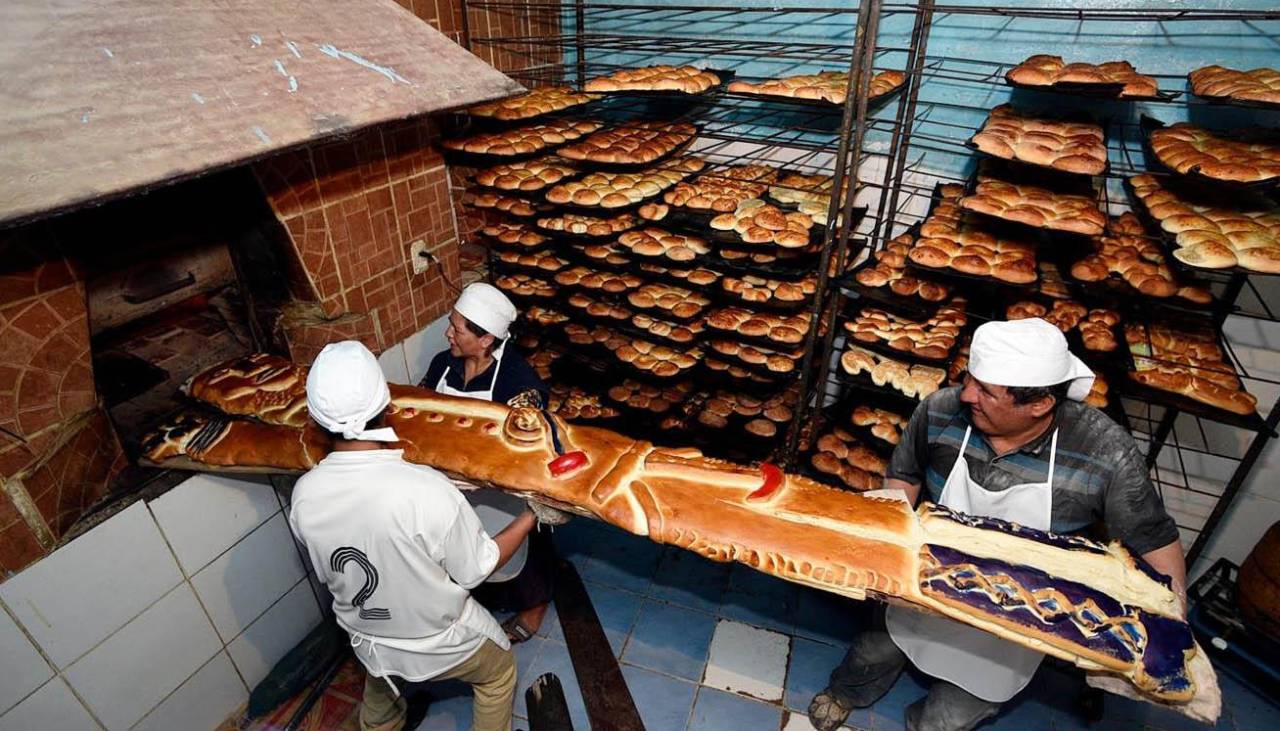 Esta es la lista de los precios del horneaje de pan y masitas para Todos Santos en La Paz