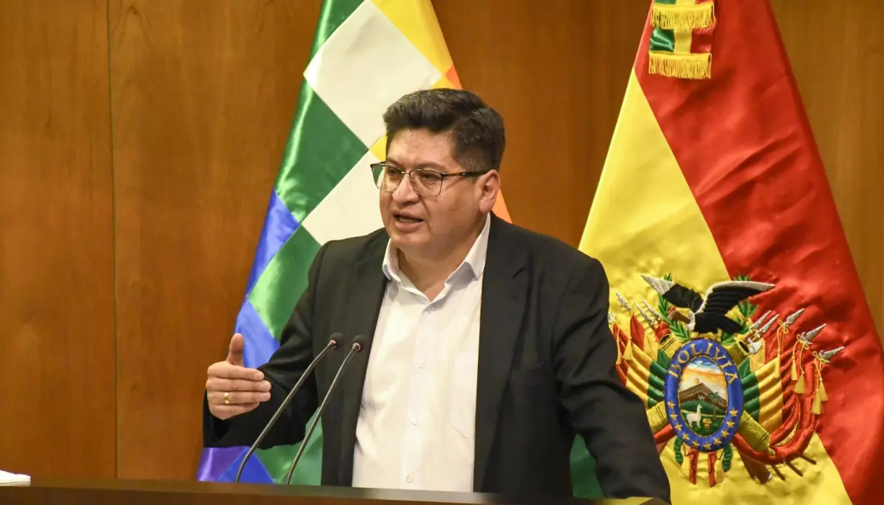 Gobierno anuncia incremento de 4,19% para rentistas del Senasir, que se da en función a la variación de la UFV