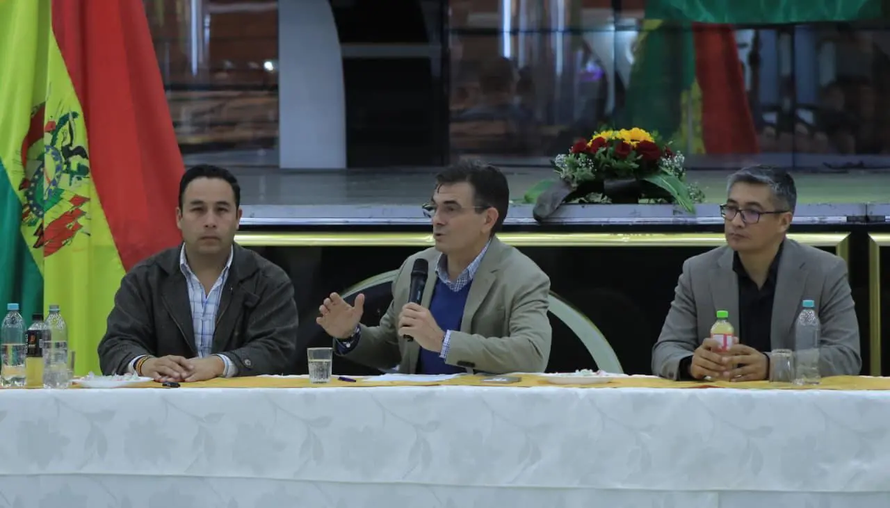 Equipo económico de Paz: “Sin energía, sin combustible no podemos producir, es parte de nuestro primer desafío”