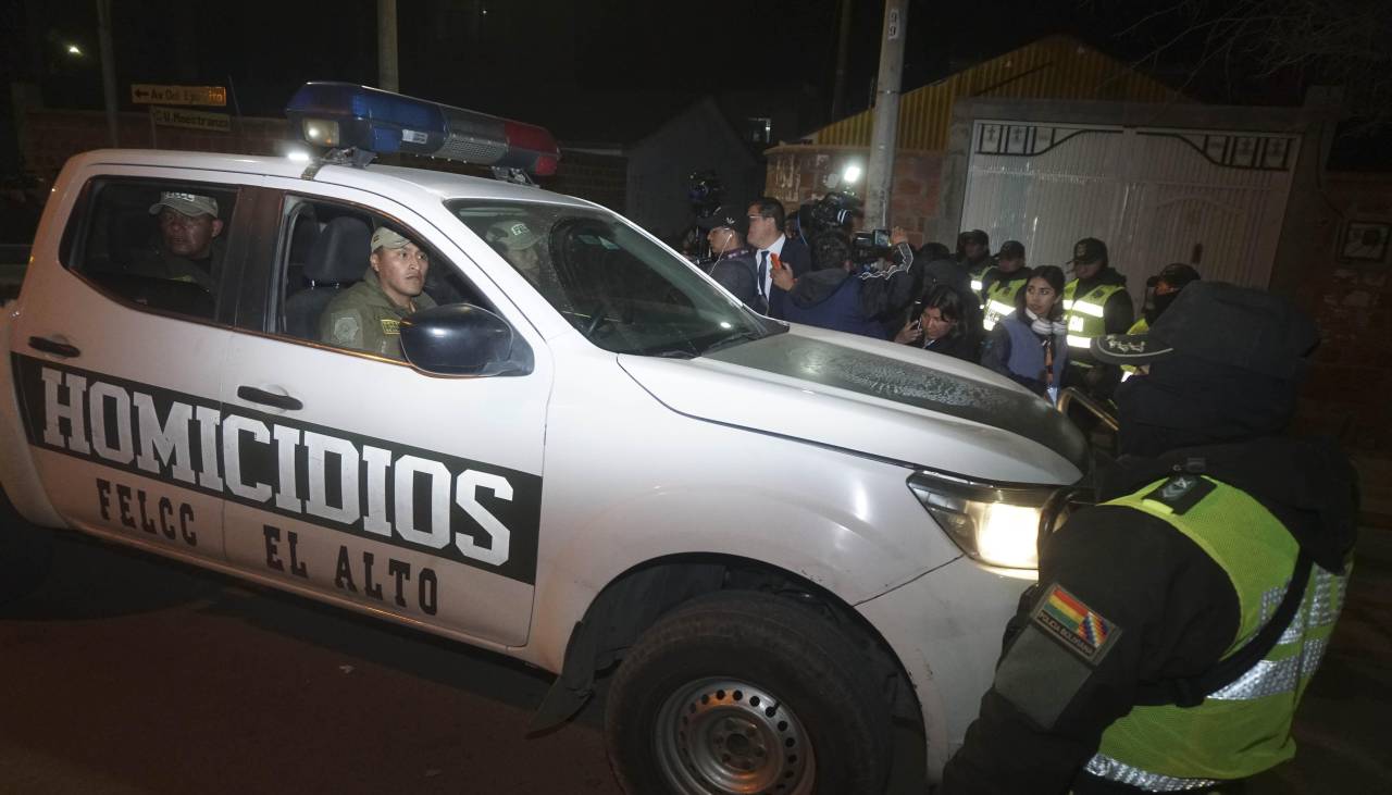 Los fallecidos y desaparecidos por la explosión en Viacha son conscriptos y sube a más de 80 la cifra de heridos