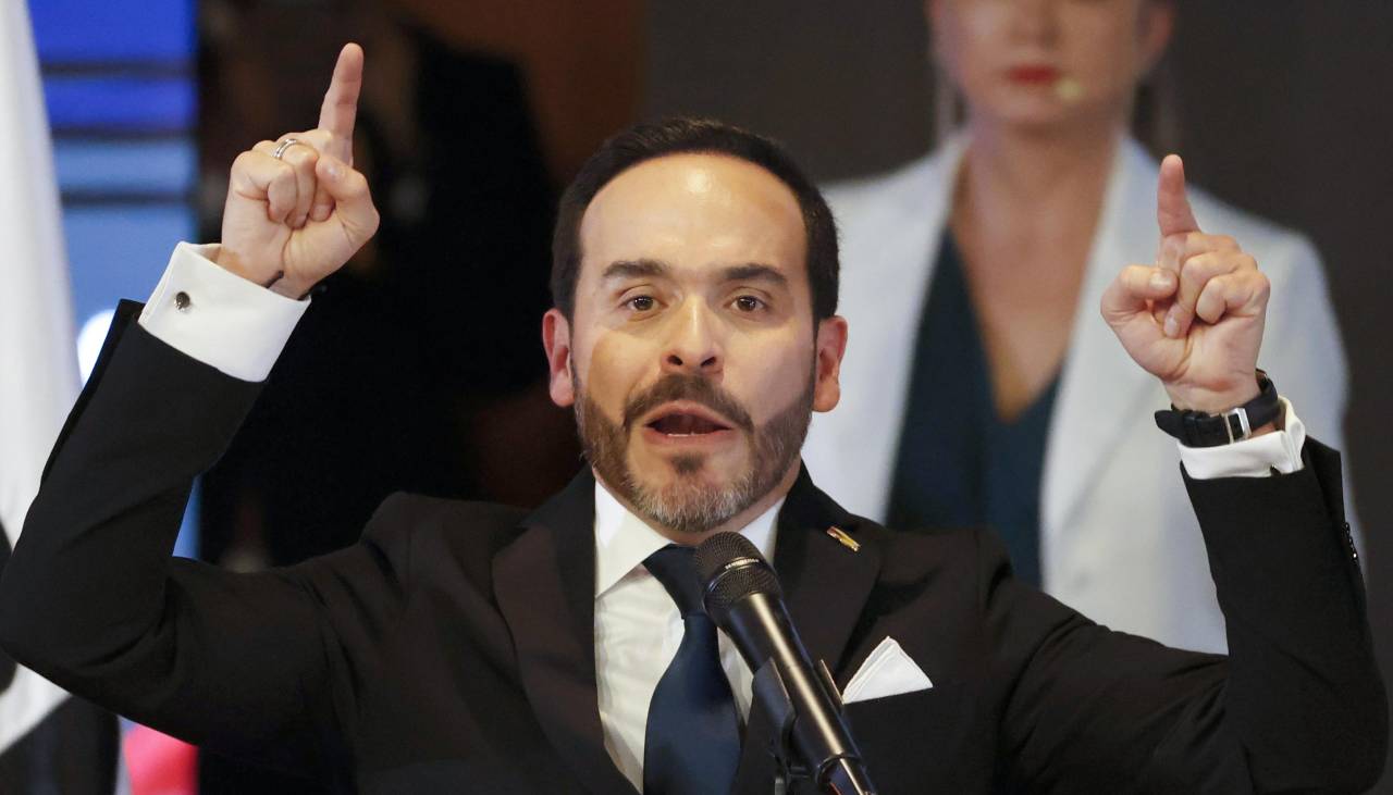 De la Espriella activa una transición inédita en Colombia, en medio de la tensión política