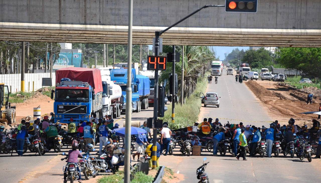 ¿Se resarcirán daños? Esto dice el presidente de YPFB ante denuncias atribuidas al combustible
