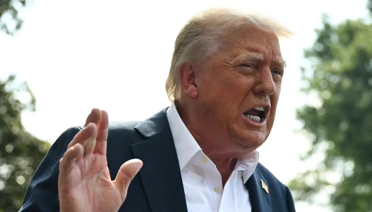 México considera como “un trato injusto” el anuncio de Trump sobre aranceles del 30%