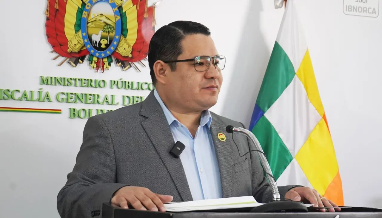 Buscan en todo el país a hombre vinculado a casos de narcotráfico y sicariato, informó el fiscal general del Estado