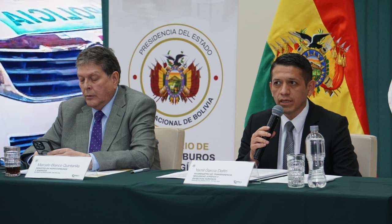 Intervención a YPFB: Aprehenden a 31 personas y decomisan 24 vehículos que desviaban combustible 