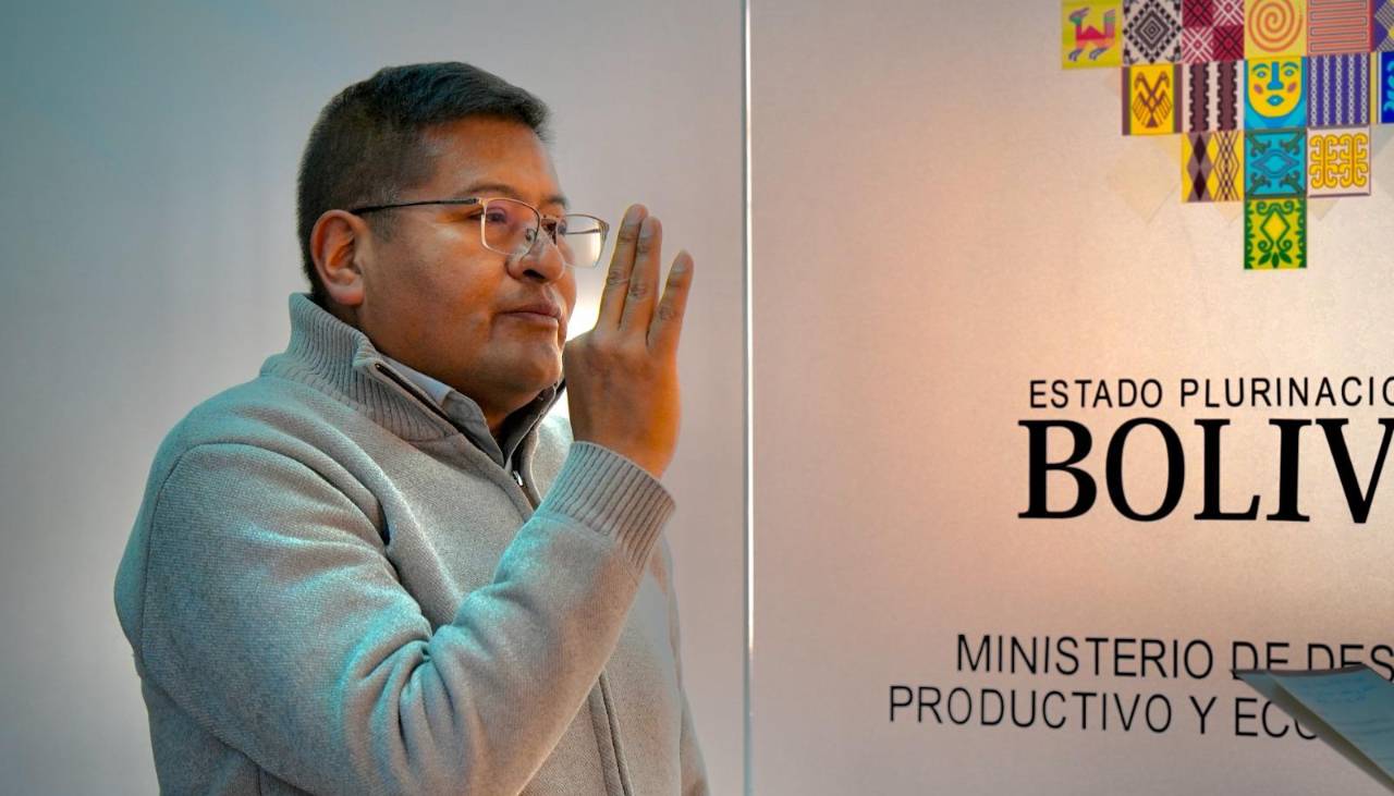 Richard Rojas es posesionado como nuevo gerente de Emapa en reemplazo de Franklin Flores