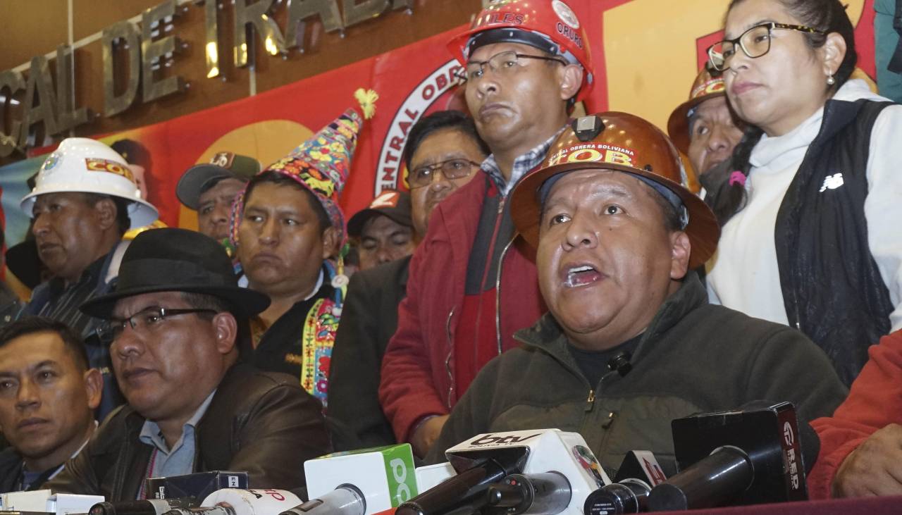 COB y Magisterio consideran tardía convocatoria del Gobierno y ratifican cabildo el 1 de mayo