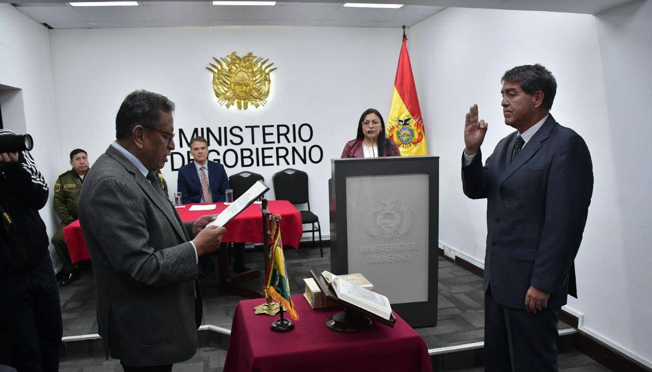 Posesionan a Hernán Paredes como nuevo viceministro de Régimen Interior y Policía