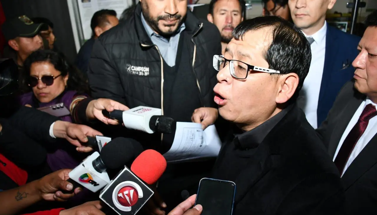Caso uso indebido de bienes: Yván Córdova se abstiene de declarar y citan a su edecán, según la Fiscalía