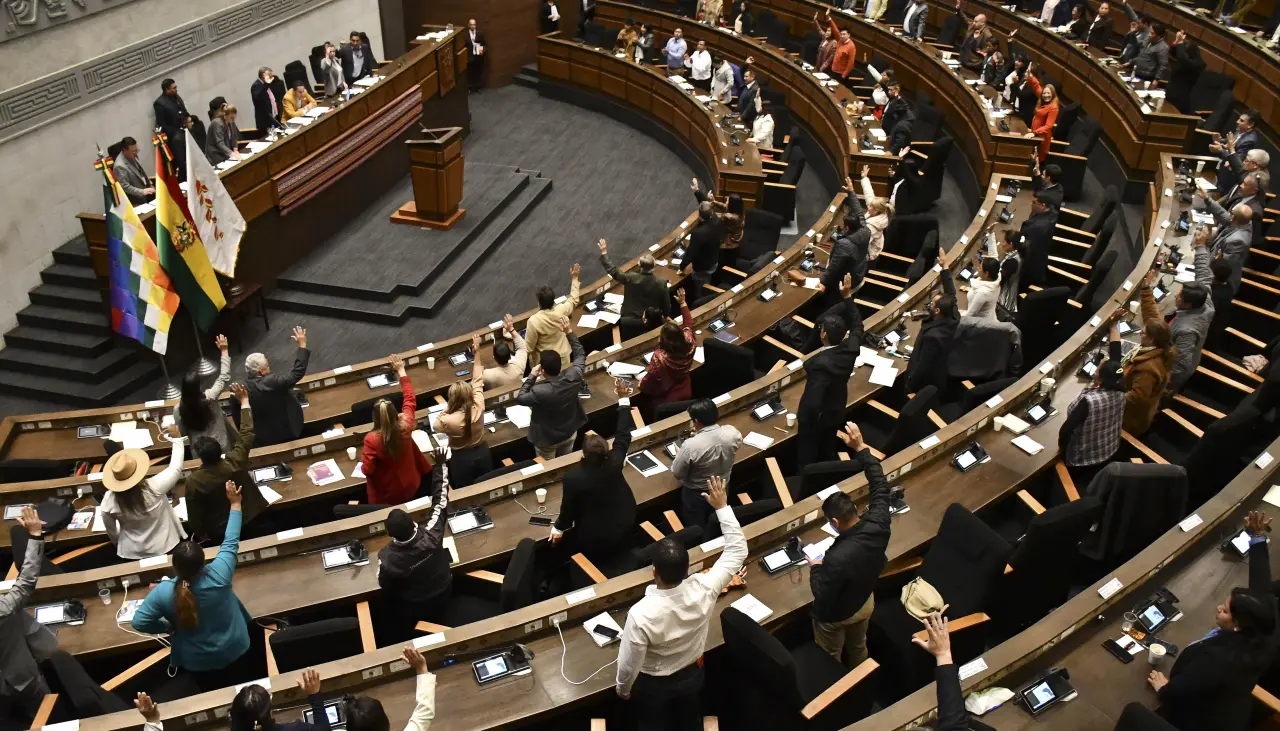 Legisladores anuncian que impulsarán una ley antibloqueos para evitar perjuicios y mala imagen al país