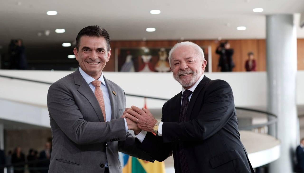 Rodrigo Paz se reúne con Lula Da Silva en el Palacio presidencial de Brasil