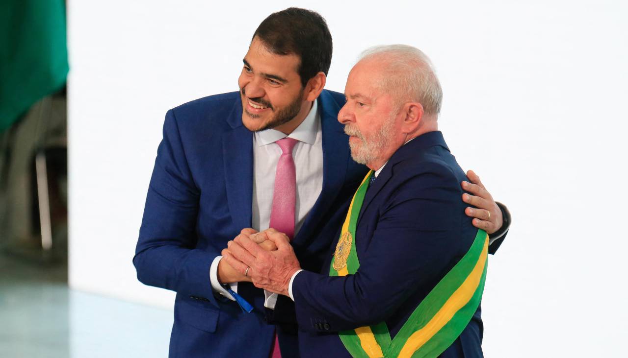 Senado de Brasil rechaza candidato de Lula a la corte suprema en votación histórica