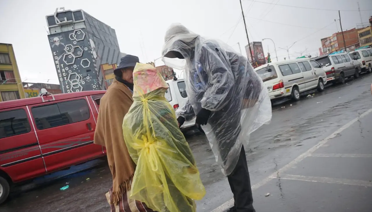 Emiten alerta de lluvias en tres departamentos del país hasta el viernes