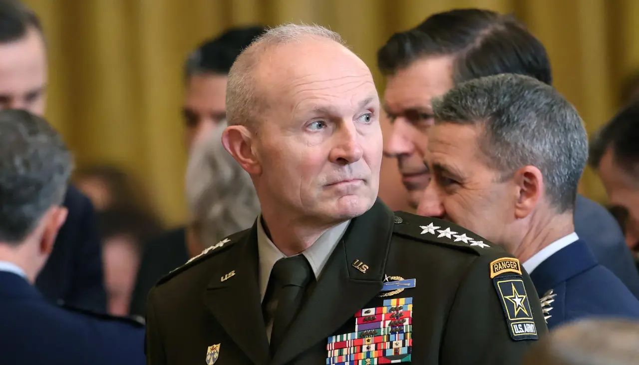 Destituyen al jefe del Estado Mayor del Ejército de EEUU en plena guerra de Irán