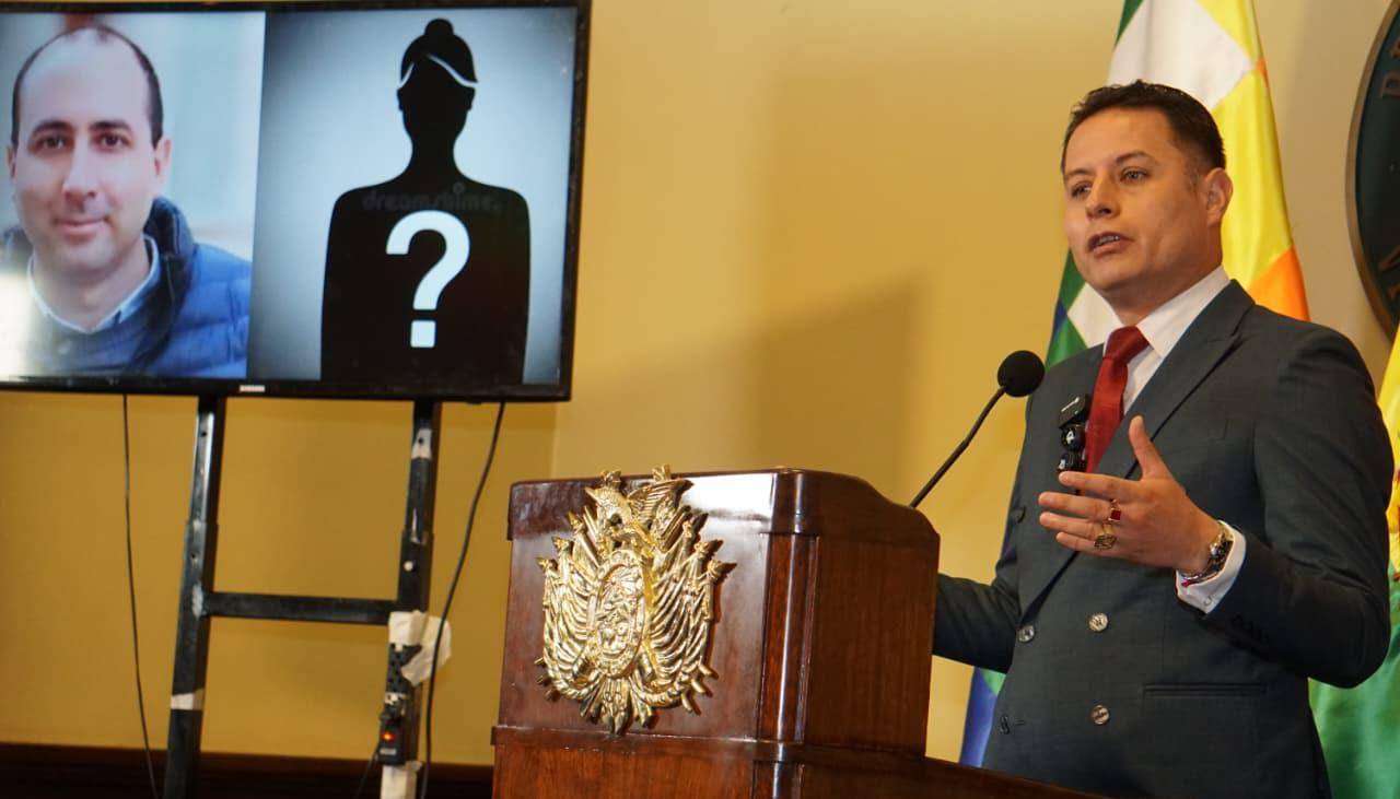 Lara acusa a Cerimedo de manejar “los tentáculos del narcotráfico” en Bolivia y presenta audios que atribuye al exasesor
