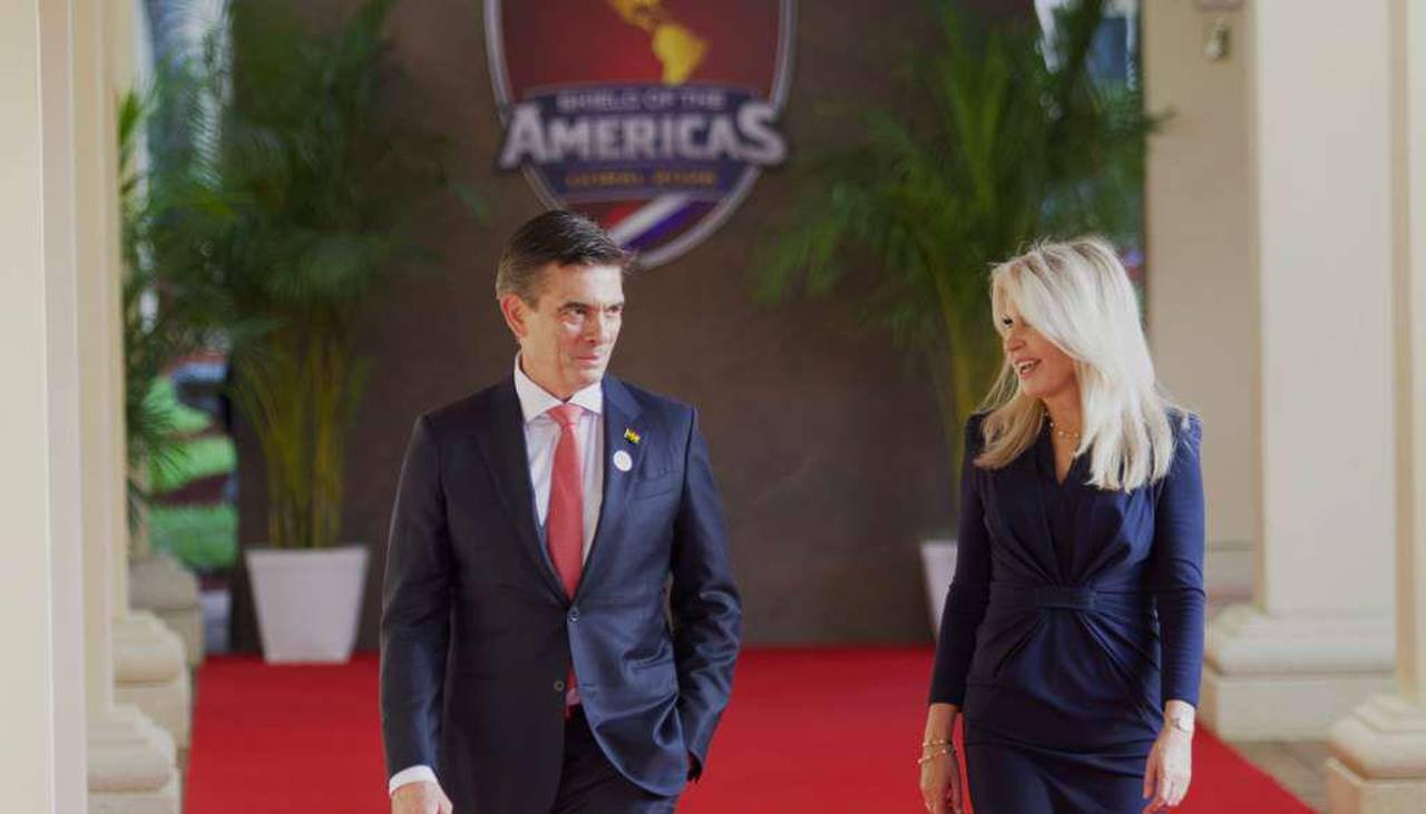 “Buscamos consolidar la seguridad jurídica y abrir mercados globales”: Paz llega a la Cumbre “Escudo de las Américas” que lidera Trump