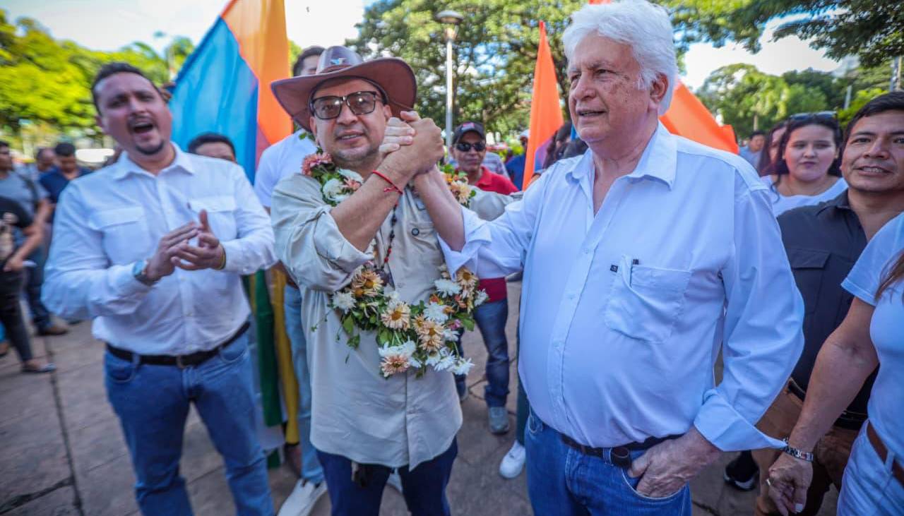 NGP registra a sus candidatos en Santa Cruz, a la cabeza de Julio César Torrez