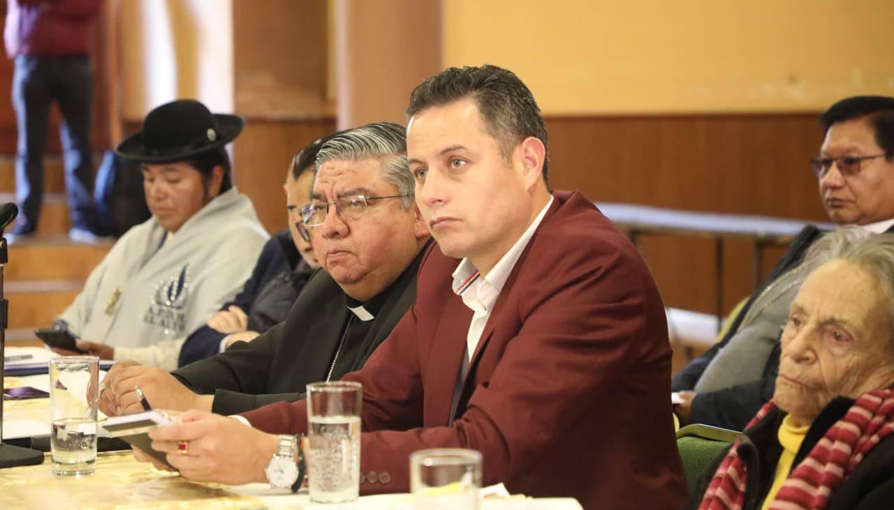 Vicepresidencia suspende convocatoria al diálogo de este domingo