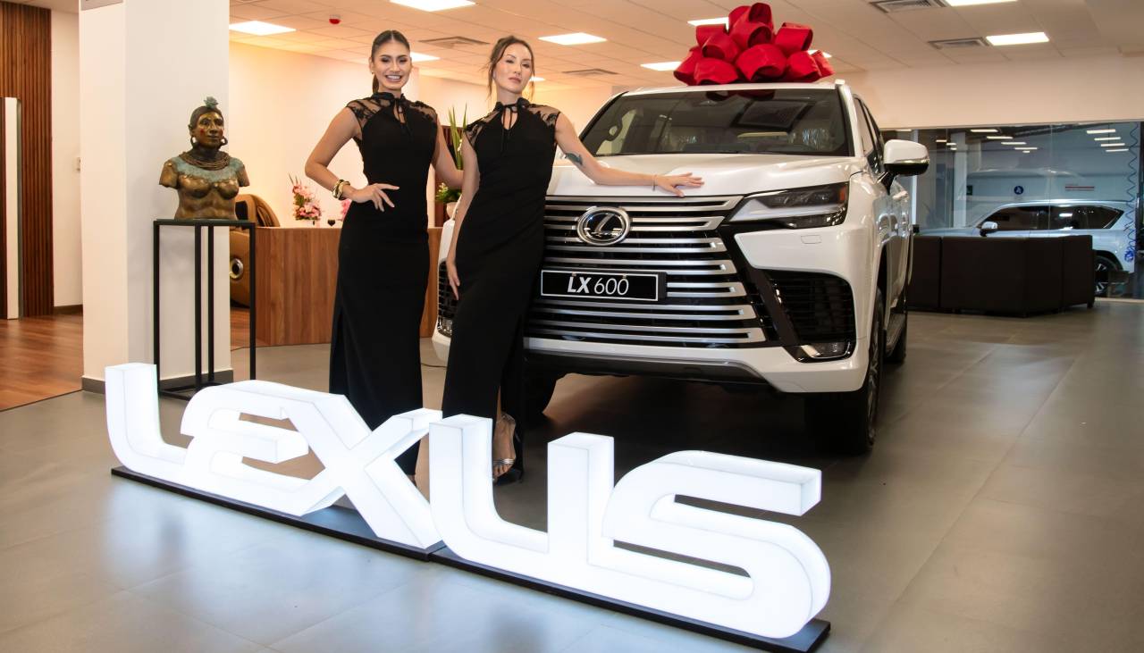 Lexus eleva la sofisticación con un showroom centrado en la experiencia premium en Santa Cruz