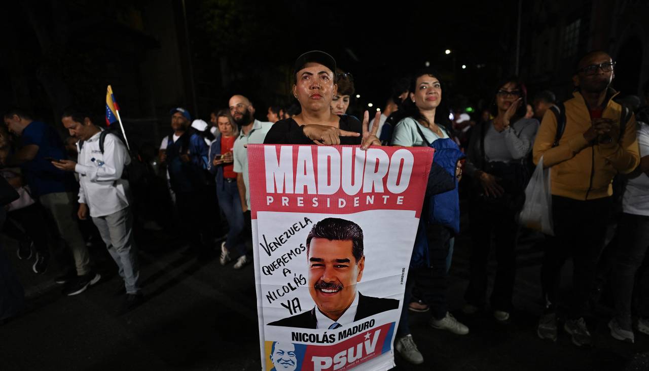 El chavismo realiza una vigilia en Caracas a un mes de la captura de Nicolás Maduro