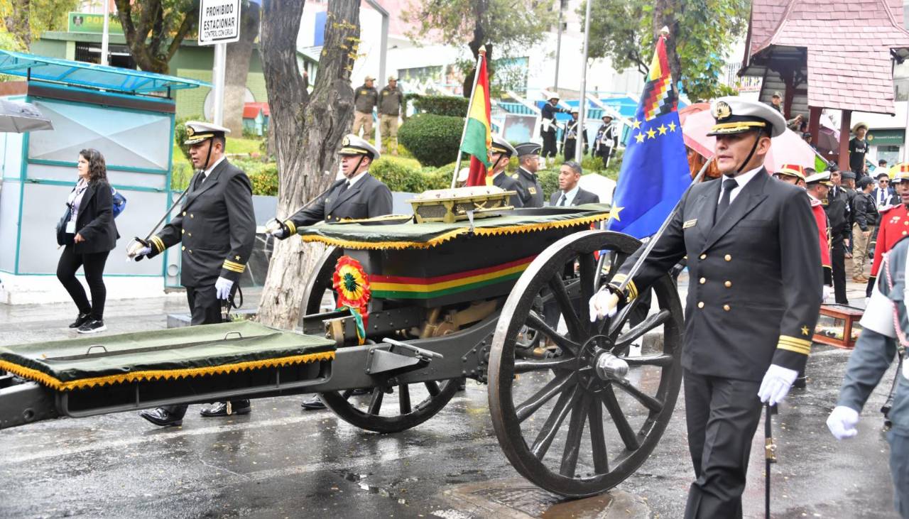 Con el traslado de los restos de Abaroa, Bolivia abre este viernes los actos por el Día del Mar