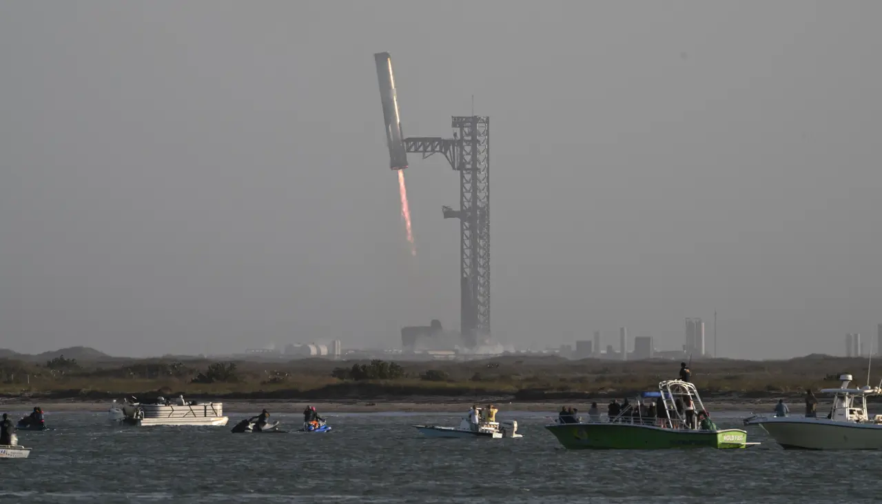 SpaceX anuncia que perdió contacto con la segunda etapa de su megacohete Starship