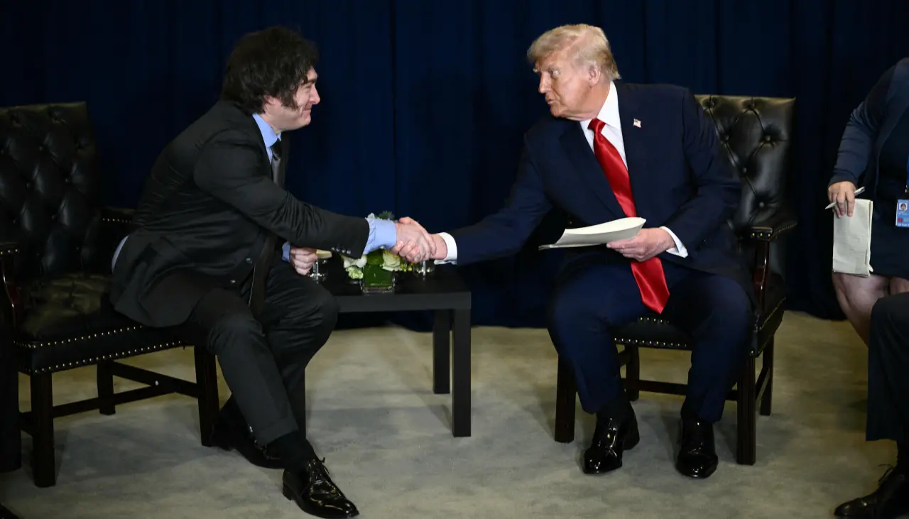 Tras reunión con Trump, Argentina confirma que negocia ayuda financiera de EEUU “lo más rápido posible”