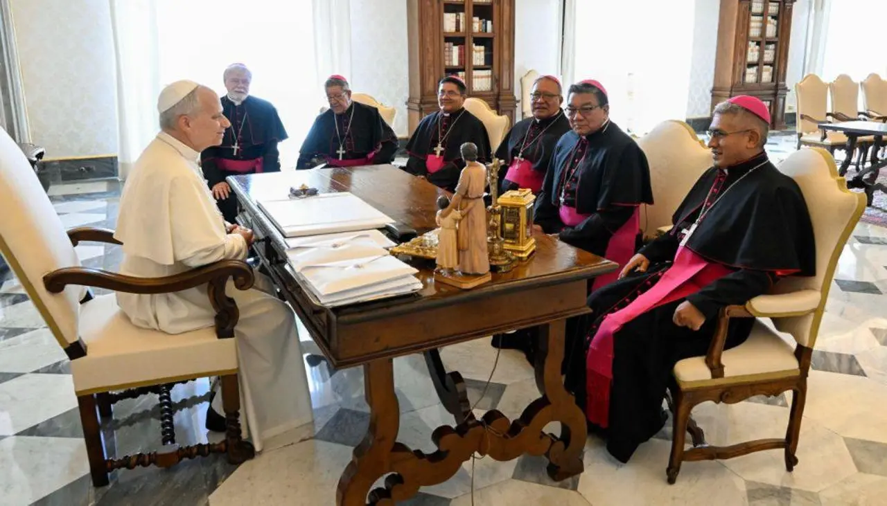 Obispos de Bolivia se reúnen con el Papa León XIV y le invitan a visitar el país