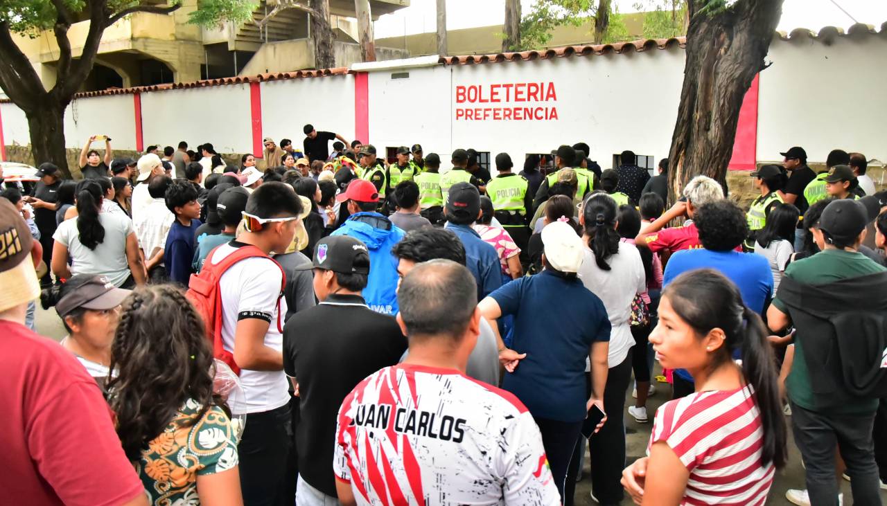 Bolivia vs. Panamá: a dos días del partido amistoso se registran largas filas para comprar entradas