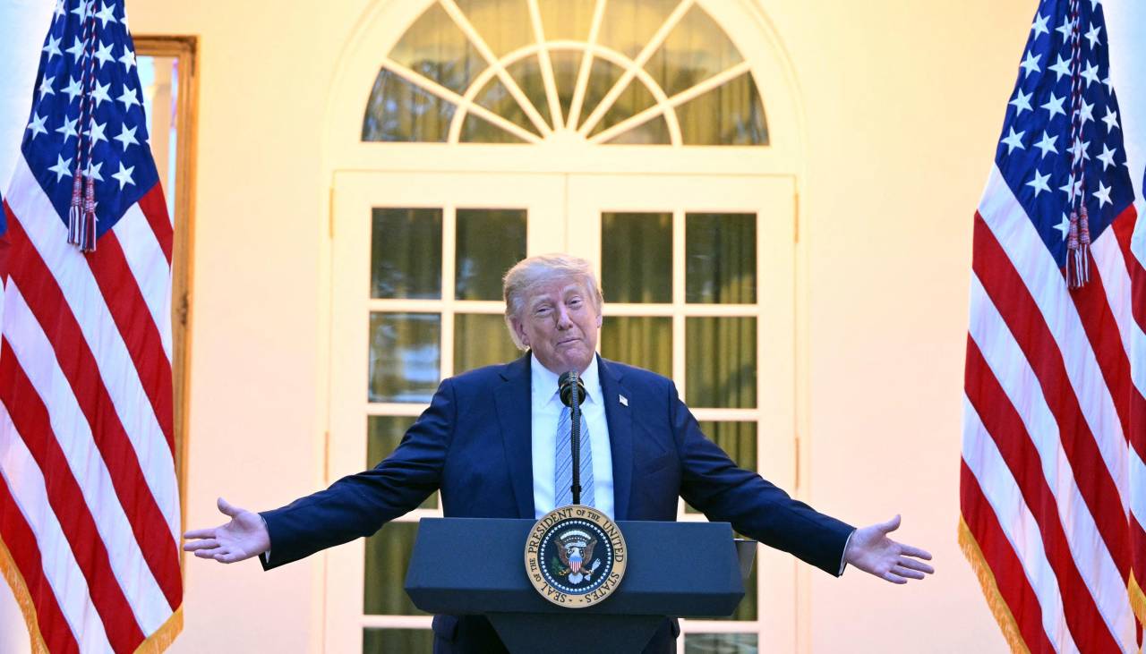 Trump dice que no tolerará intentos de frenar el desarrollo de la IA