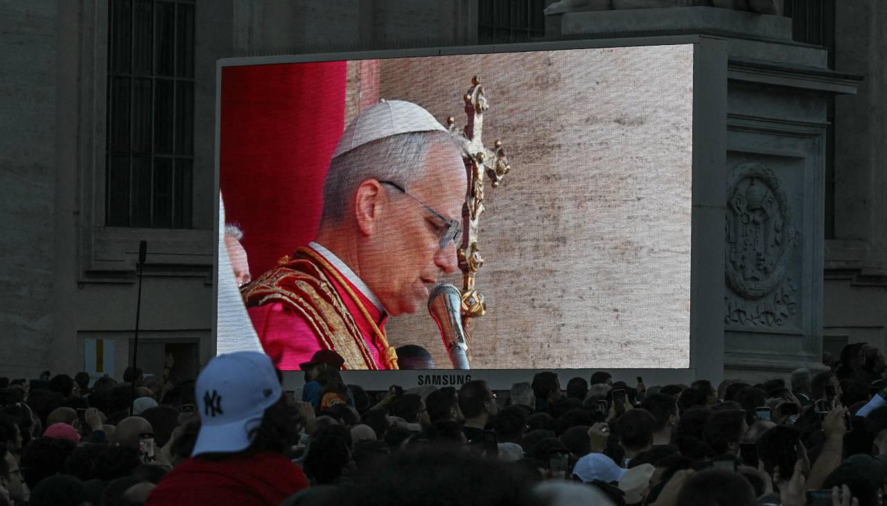 Así se ve el carnet peruano y el registro de afiliación al seguro de salud de Perú del papa León XIV