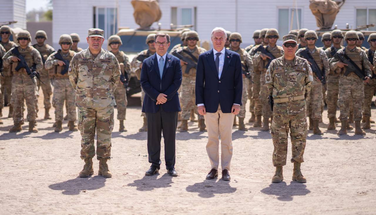 Gobierno chileno fija en dos años plazo para culminar escudo físico fronterizo con Bolivia y Perú