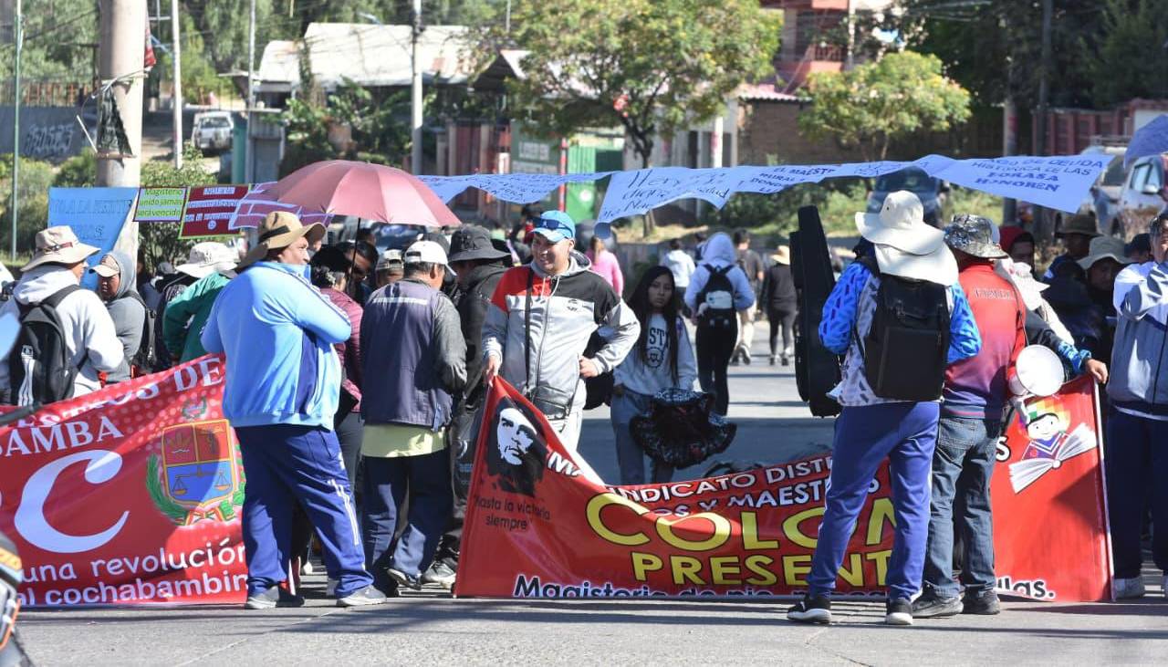 La Paz: Colegio Médico alista una denuncia por bloqueos que afectan oxígeno y alimentos para hospitales